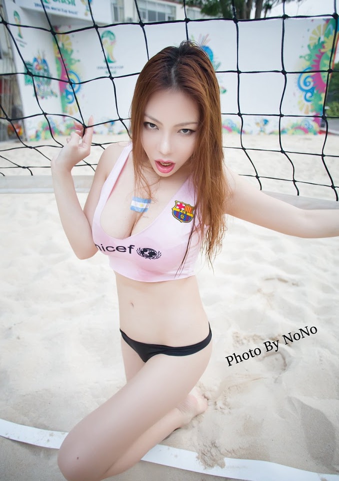 Girl xinh kute Hàn Quốc khoe dáng dễ thương nhất