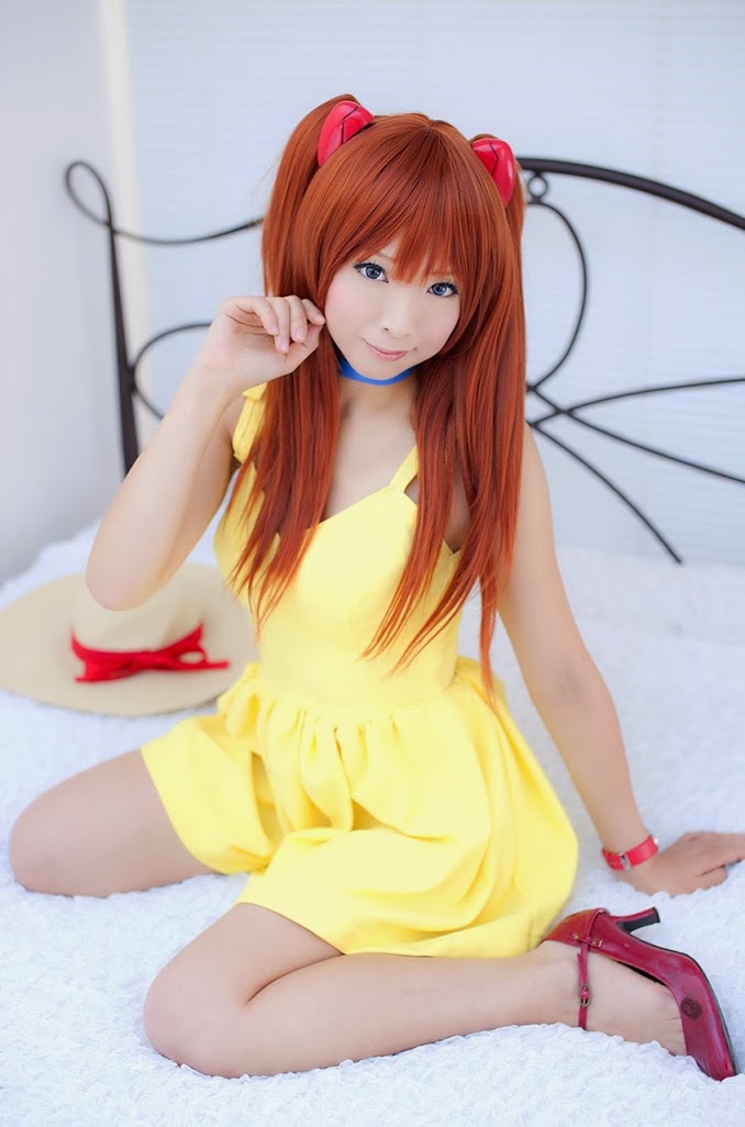 Cosplay màu vàng xinh xắn